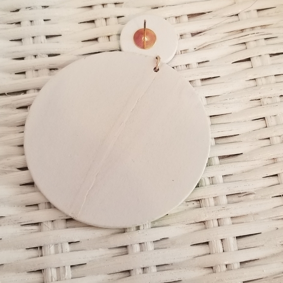 Tye Dye Round Fashion Retro 80's Earrings - Picture 5 of 5